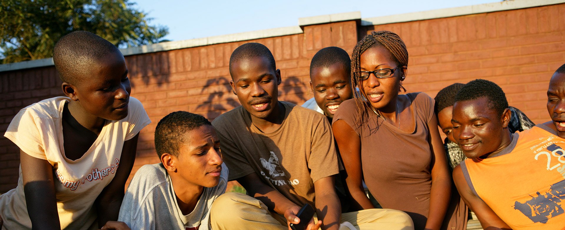 gama-landing-page-header